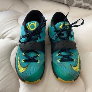 Nike Gym Shoes